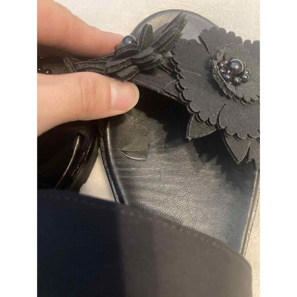 Kate Spade | Marley Sandals in Black Floral Applique | Size 8 - Picture 4 of 6